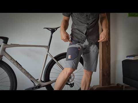 MTB gloves from cheapest to most expensive + trail shorts. What I bought.