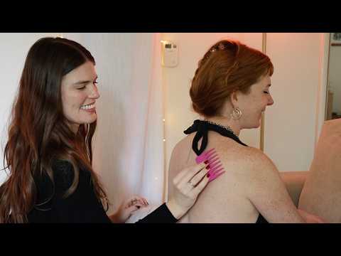 Asmr Girl In The Back Of Class W/ @friendswithasmr 💚💖 Hair Play, Styling, & Scratches (whisper)