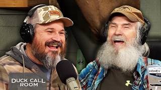 Justin Martin’s Birthday Gift Immediately Sets Uncle Si Off | Duck Call Room #516