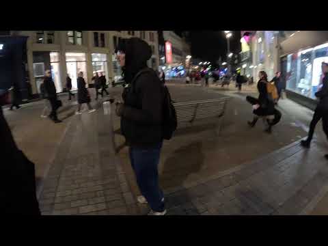 Italian Meatballs & Pasta - Feeding The Homeless Live