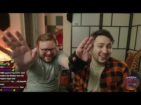 Seeing Who's Better But @skootish  Arm Is Sprained