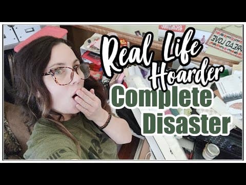 Messy To Minimal Mama / Real Life Complete Disaster Messy House Clean Up / Hoarder House Clean Up