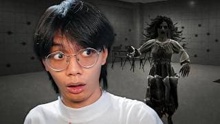 I'm Stuck In A Button Prison