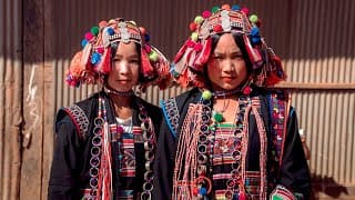 Akha: “el Pueblo Sobre Las Nubes”