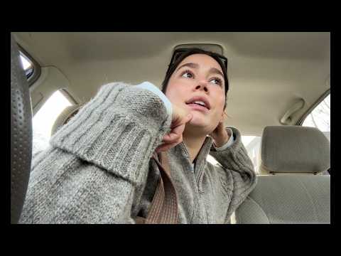 November Vlog: Knitting Projects, Reading Updates, Go-to Lunch, Cozy Night In