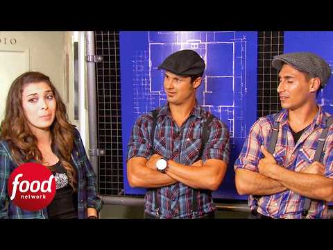 Waitress Steals The Bartenders Tips Under Their Nose! | Mystery Diners