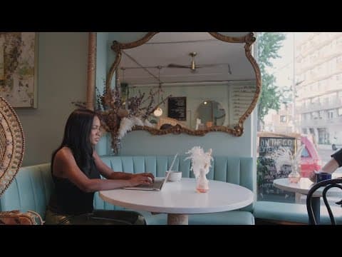 How Lisa's Copilot+ Pc Helps Her Elevate Her Handbag Business