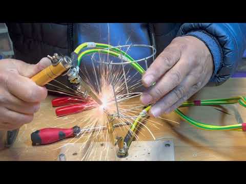 An Old Microwave, A Profitable Project // A Homemade Welding Machine That Generates Profit