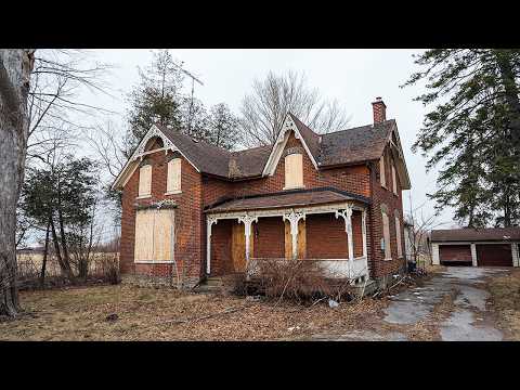 Inside A Gorgeous Abandoned 1870s Victorian Home (made A Unsettling Discovery)