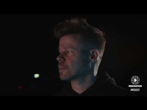 Resonation Radio 257 - Ferry Corsten & Ruben De Ronde