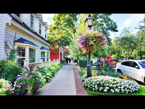 Prettiest Canadian Town To Visit In Autumn Niagara-on-the-lake Canada