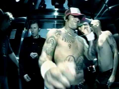 Queens Of The Stone Age - Hard Rock Live 2003