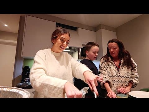 It’s Christmas Day! Surprising My Mum & Cooking The Roast Dinner