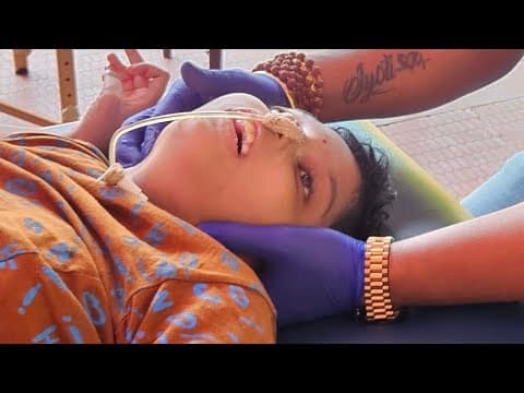 First Chiropractor In The World  Who Does Most Of His Live Chiropractic Treatment 9308511357