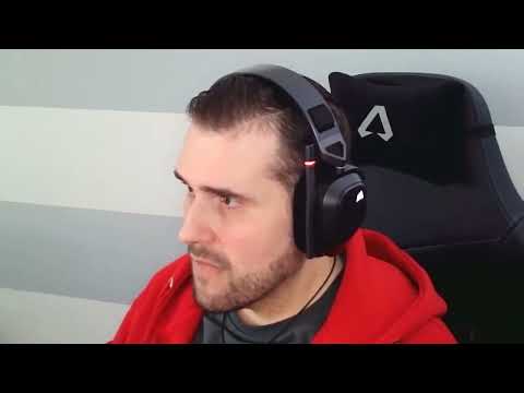 Morais Lê Os Anúncios Da Revista Maria #1