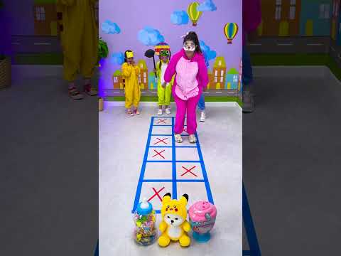 😆 Balance, Trust, and BIG Laughs in This Silly Challenge! #shorts #diyforkids