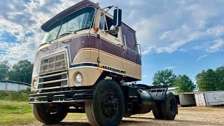 1971 International Cab Over 4070a Semi Detroit Diesel 671 Running, Driving, Stopping.