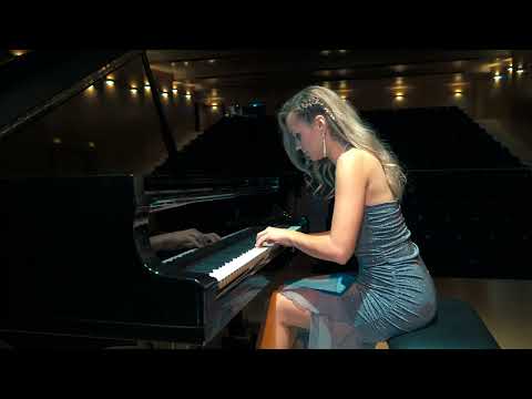 Ludovico Einaudi - Una Mattina (the Intouchables)