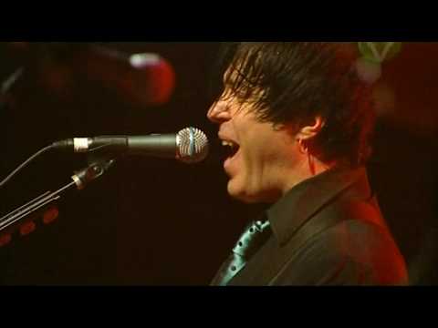 Queens Of The Stone Age - Everybody Knows That You Are Insane (live In Australia 2005)