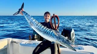 Bluewater Spearfishing Wahoo! My First One Ever! (catch/clean/cook)