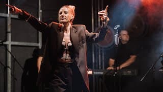 Adrina – Įkvėpk (live @kitokie Pasikalbėjimai)