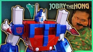This Ultra Magnus Is Another Optimus Prime