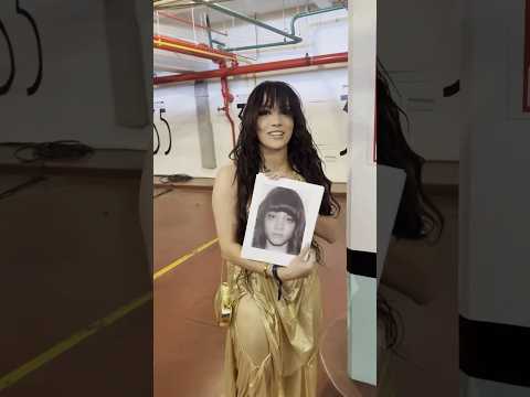 Getting streamers to sign their old photos