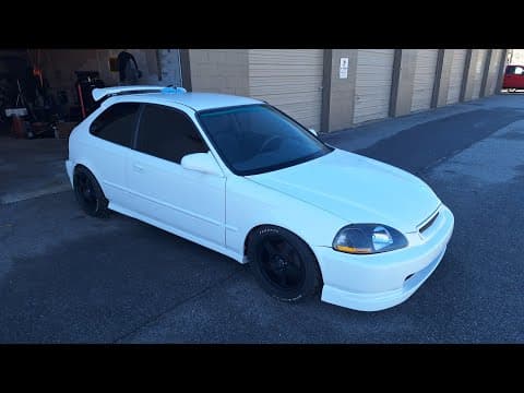Restoring An Abandoned $400 Honda Civic In 10 Minutes
