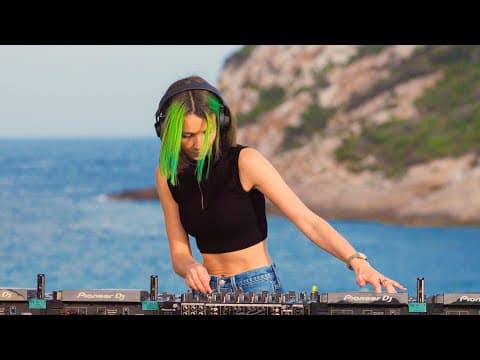 Miss Monique -  Siona Records: Vi Anniversary @ Ibiza 2025 [progressive House Dj Mix]